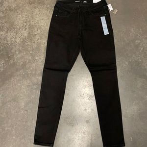 Old navy women’s black mid-rise super skinny jeans size 4 new with tags
